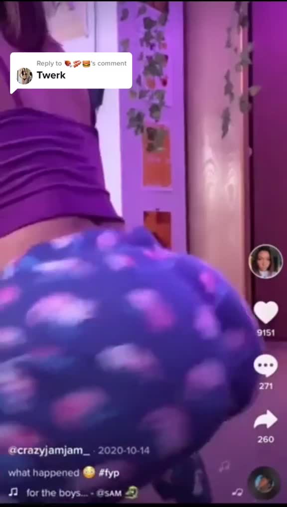 [Hot] Crazyjamjam Nude – Show off BOOBS – Naked Video