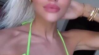 Sofya Zhuk Show Erotic body !!! Hot Video