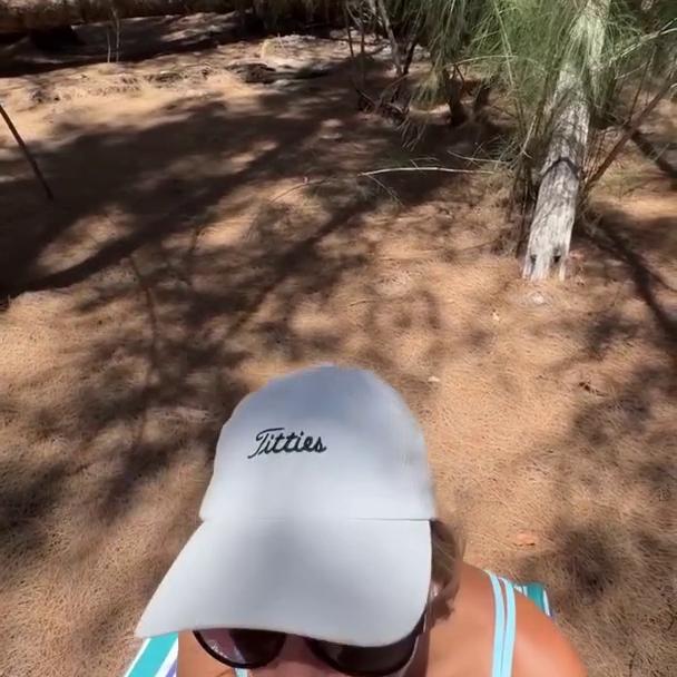 Avery Leigh Outdoor Picnic Sex Onlyfans Video Leaked